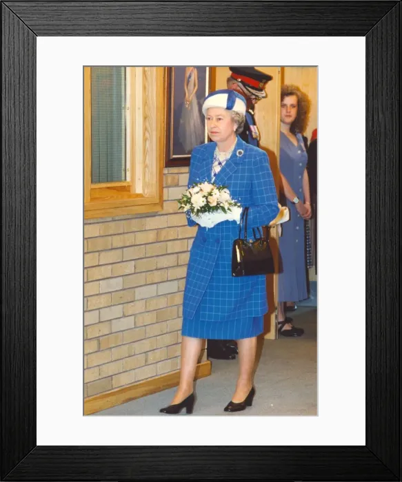 Framed Print : Queen Elizabeth II visits the town of Bedlington in Northumberland 26th June 1993