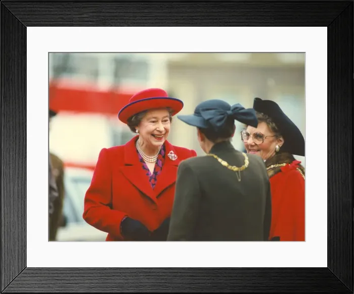 Framed Print : Queen Elizabeth II visits the North East - at Gateshead Civic Centre December 1990