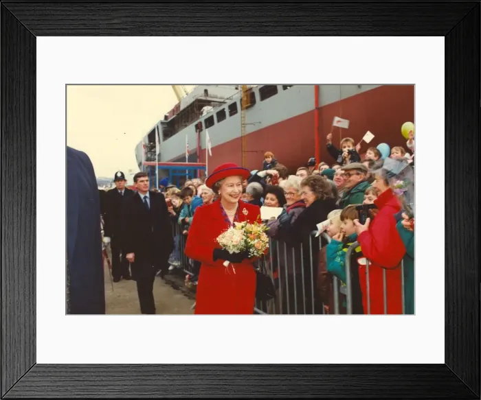 Framed Print : Queen Elizabeth II visits the North East - at Swan Hunter Shipyard to launch the James Framed Print : Queen Elizabeth II visits the North East - at Swan Hunter Shipyard to launch the James