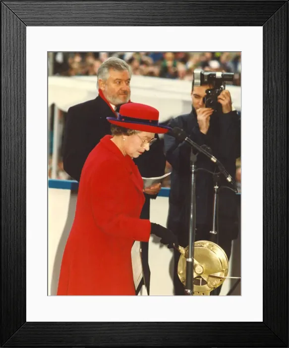 Framed Print : Queen Elizabeth II visits the North East - at Swan Hunter Shipyard to launch the James