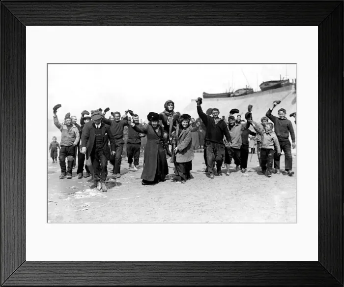 Framed Print : Harriett Quimby April 1912 1st Women to fly the English Channel Framed Print : Harriett Quimby April 1912 1st Women to fly the English Channel