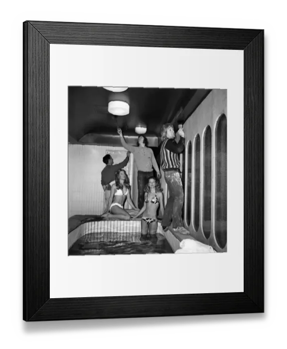Framed Print : New menIs club in Sloane St. S. W. I. While the decorators are still trying to complete