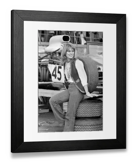 Framed Print : Motor Racing at Silverstone: Formula 5000 car race was won by Graham McRae driving a Leda