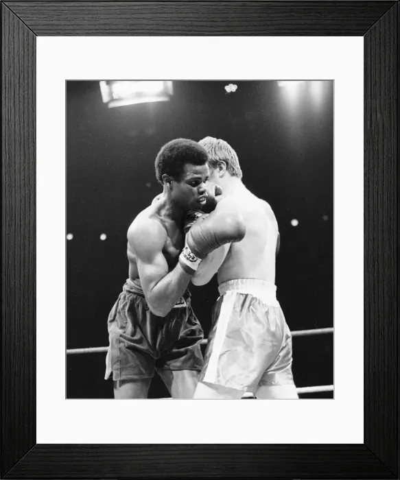 Framed Print : Colin Jones of Wales seen here in action against Kirkland Laing. 28th April 1981
