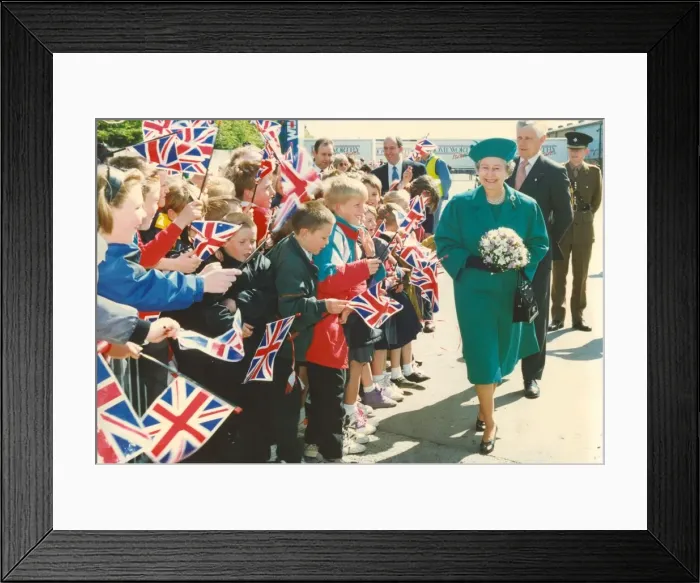 Framed Print : Queen Elizabeth II and Prince Philip visit the North East 18 May 1993 - The Queen is