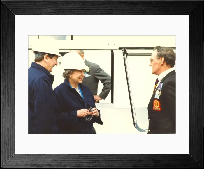 Framed Print : Queen Elizabeth II visits Alcans smelter in Lynemouth 26th June 1993 Framed Print : Queen Elizabeth II visits Alcans smelter in Lynemouth 26th June 1993