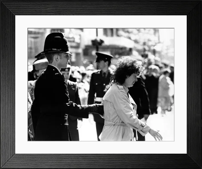 Framed Print : Queen Elizabeth II and Prince Philip visit Newcastle to distribute the Royal Maundy Money