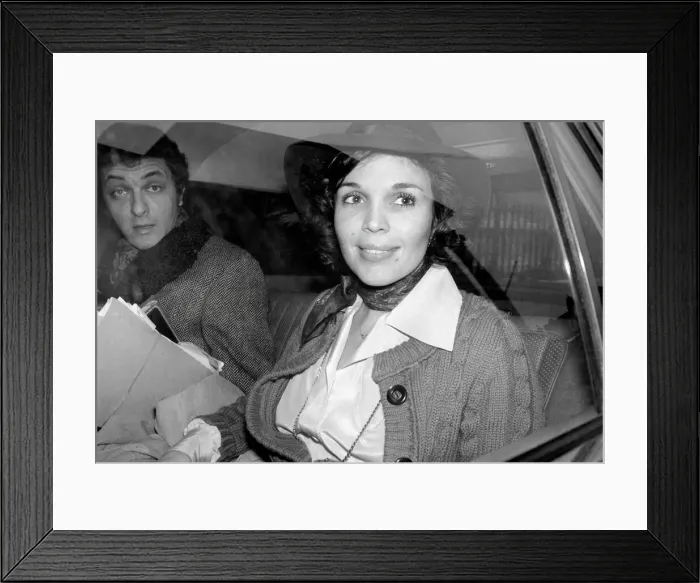 Framed Print : Viviane Ventura. February 1975 75-00890-001