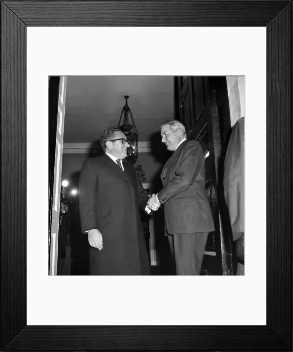 Framed Print : Mr. and Mrs. Callaghan. Mr. N. Wilson and Dr. Kissinger. February 1975 75-00939-003 Framed Print : Mr. and Mrs. Callaghan. Mr. N. Wilson and Dr. Kissinger. February 1975 75-00939-003