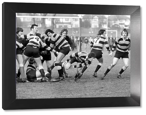 Rugby: The rugby union match. Saracens vs. Cardiff. February 1975 75-01042-005