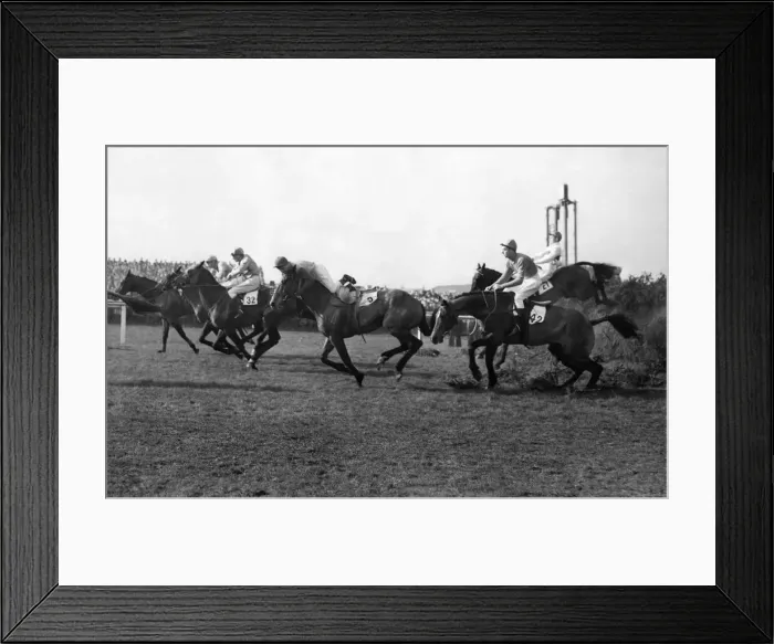 Framed Print : Horseracing Grand National. At the Chair Jump