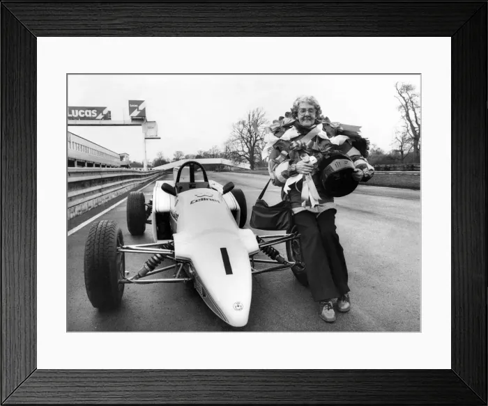 Framed Print : That winning feeling, hand bag carrying Dorothy Dugan gets the Laurel Wreath after Framed Print : That winning feeling, hand bag carrying Dorothy Dugan gets the Laurel Wreath after
