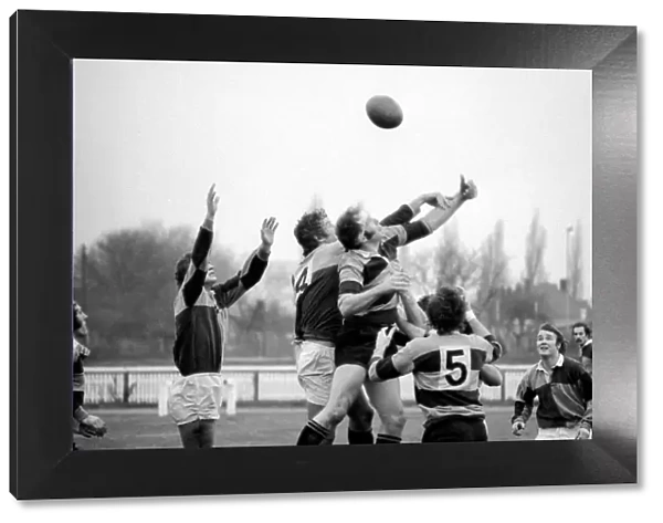 Rugby Union Matches: Harlequins (18) vs. Newport (6). December 1974 74-7565-006