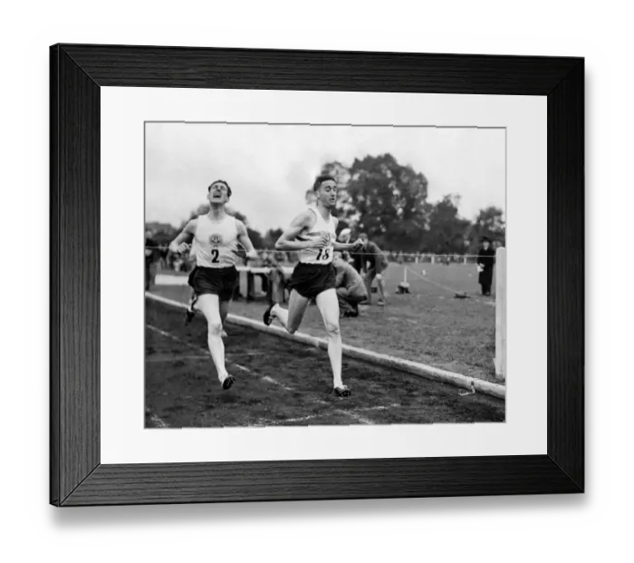 Framed Print : Pirie Wins the mile. Sets up new county mile record. Gordon Pirie (No 18 Framed Print : Pirie Wins the mile. Sets up new county mile record. Gordon Pirie (No 18