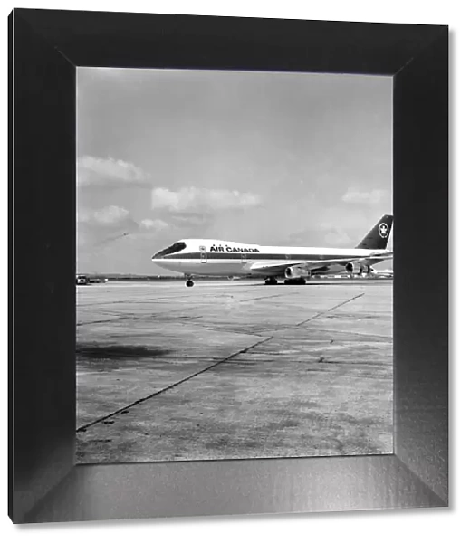 Air Canada Jumbo Jet. May 1971 71-4331-001