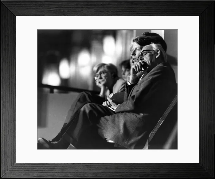 Framed Print : Tory Party Conference: Dennis Thatcher caught napping. October 1985 P05266 Framed Print : Tory Party Conference: Dennis Thatcher caught napping. October 1985 P05266