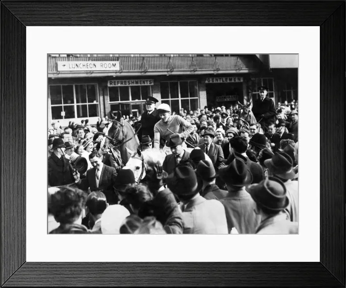 Framed Print : 1961 Grand National. Nicolaus Silver being led in. March 1961 P005519