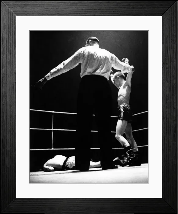 Framed Print : British Flyweight Championship, Belfast. The New champ - John Caldwell Framed Print : British Flyweight Championship, Belfast. The New champ - John Caldwell