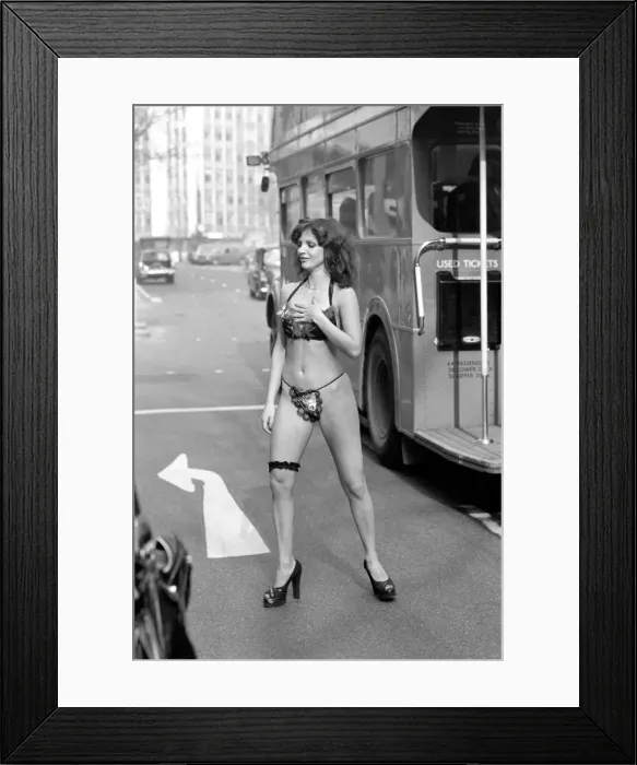 Framed Print : Glamour. February 1975 75-01100-008 Framed Print : Glamour. February 1975 75-01100-008