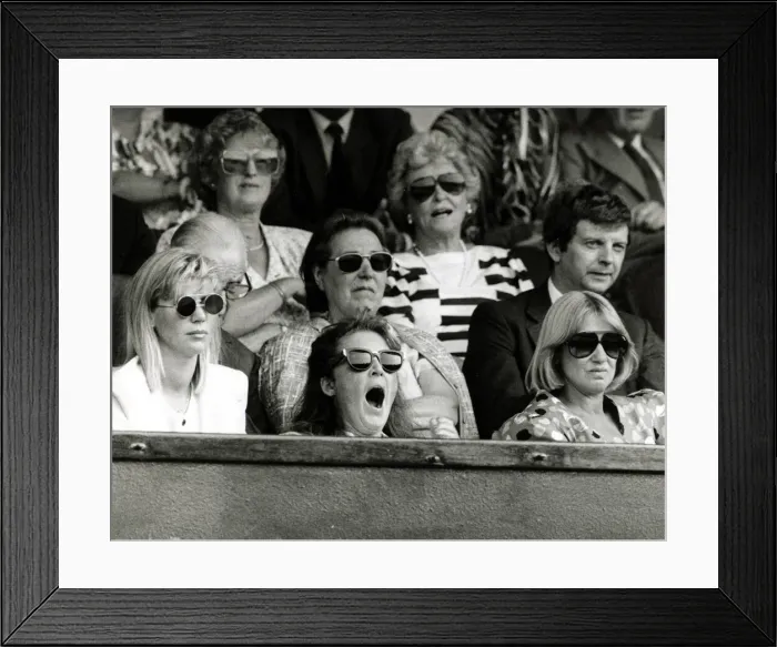 Framed Print : Sarah Ferguson Yawning at Wimbledon in crowd Sleepy Fergie July 1986 Framed Print : Sarah Ferguson Yawning at Wimbledon in crowd Sleepy Fergie July 1986