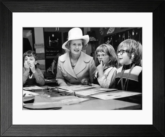 Framed Print : Margaret Thatcher sits with children taking a reading class at the Northern Councties Framed Print : Margaret Thatcher sits with children taking a reading class at the Northern Councties