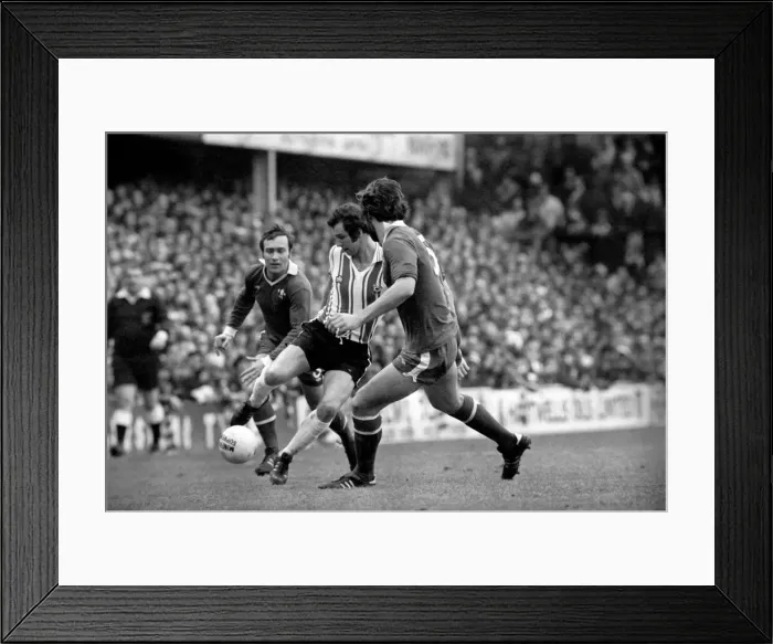 Framed Print : F. A. Cup. Southampton (1) vs. Chelsea (1). Peter Osgood (Southampton Framed Print : F. A. Cup. Southampton (1) vs. Chelsea (1). Peter Osgood (Southampton