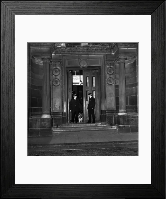Framed Print : Policemen on guard outside Westminster Abbey. February 1975 75-01178 Framed Print : Policemen on guard outside Westminster Abbey. February 1975 75-01178