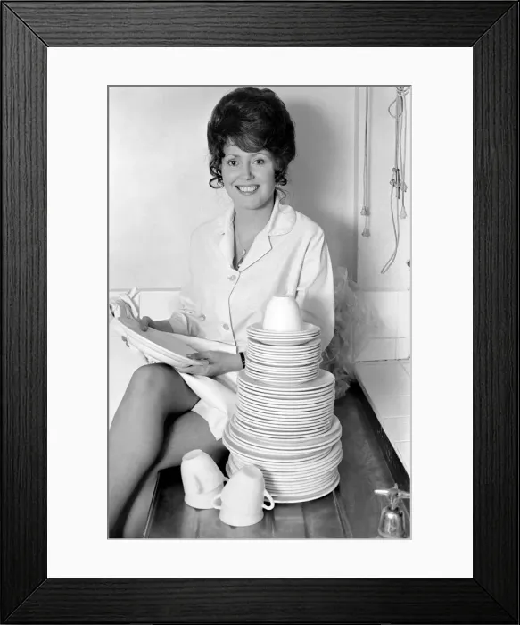 Framed Print : Glamour model Mrs. Jeannette Bradley. February 1975 75-01130-003