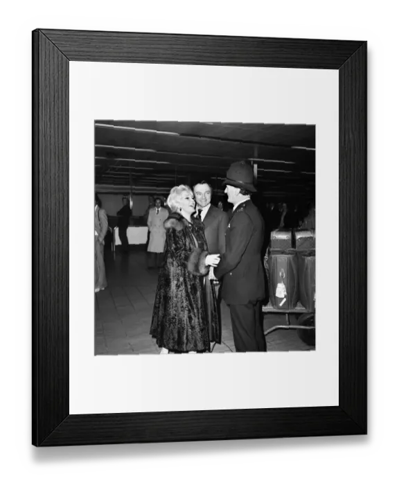 Framed Print : Zsa Zsa Gabor. Hungarian-American Actress and Socialite Framed Print : Zsa Zsa Gabor. Hungarian-American Actress and Socialite