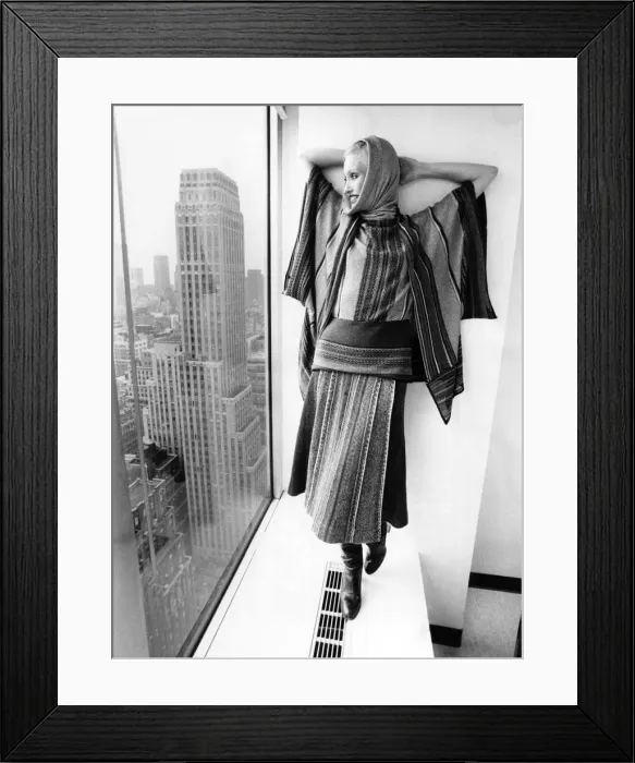 Framed Print : Model wearing a clutch cargo-striped wool, Mohair and silk skirt Framed Print : Model wearing a clutch cargo-striped wool, Mohair and silk skirt