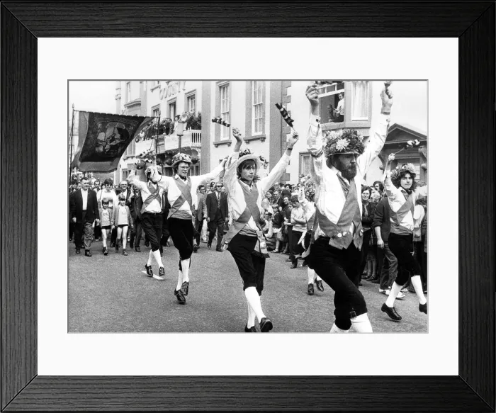 Framed Print : Durham Miners Gala - Morris dancers join in on the fun Framed Print : Durham Miners Gala - Morris dancers join in on the fun