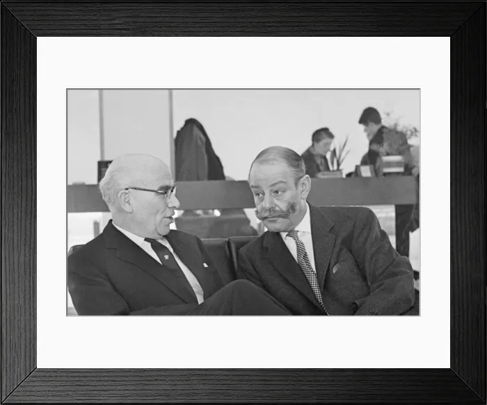 Framed Print : Chairman of thre House of Commons Motor Club Sir Gerald Nabbaro (right