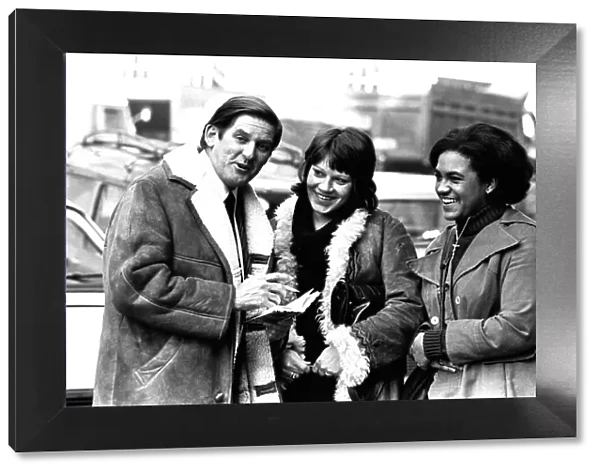 Australian actor Ray Barrett met two of his fans while in Newcastle in March, 1971