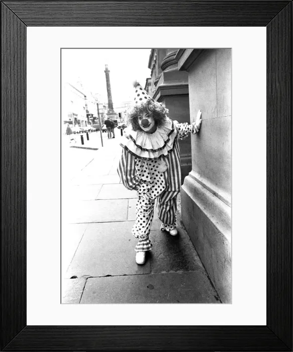Framed Print : Actress Wendy Richard plays the clown in Newcastle in September, 1989 Framed Print : Actress Wendy Richard plays the clown in Newcastle in September, 1989