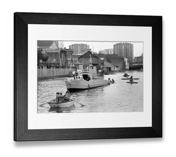 Framed Print : Children: Humour: Mutiny at City Road Basin: It was almost mutiny at the City Road Basin Framed Print : Children: Humour: Mutiny at City Road Basin: It was almost mutiny at the City Road Basin