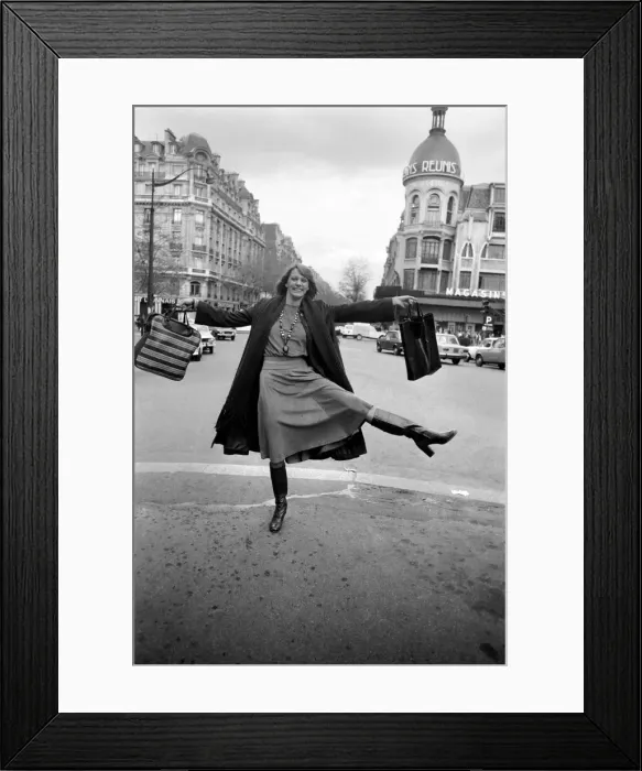 Framed Print : 22 years old Linda Dugmore from North Harrow, a dancer at the world famous Crazy Horse Framed Print : 22 years old Linda Dugmore from North Harrow, a dancer at the world famous Crazy Horse