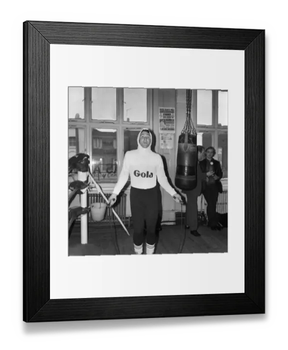 Framed Print : Boxer John H. Stracey having a work out in preparation for his European Welter weight