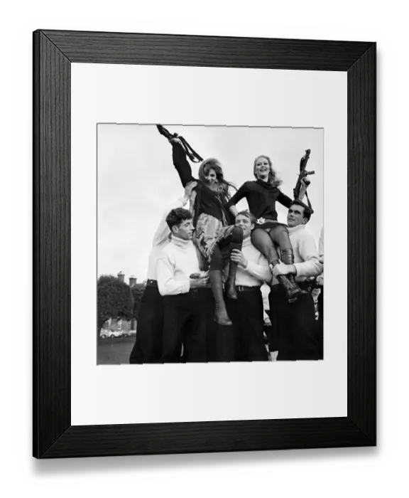 Framed Print : Film stars at Royal Navy Gunnery School. Welcome visitors at the Royal Navy Gunnery