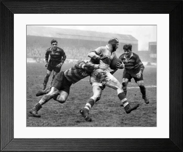 Framed Print : Sport Rugby League: Oldham v. Hull Kingston Rovers. Docker the Hull Kingston Rovers loose
