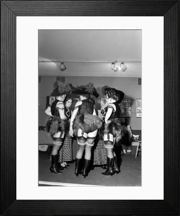 Framed Print : Sing a Rude Song: It is a musical about Marie Lloyd starring Barbara Windsor Framed Print : Sing a Rude Song: It is a musical about Marie Lloyd starring Barbara Windsor