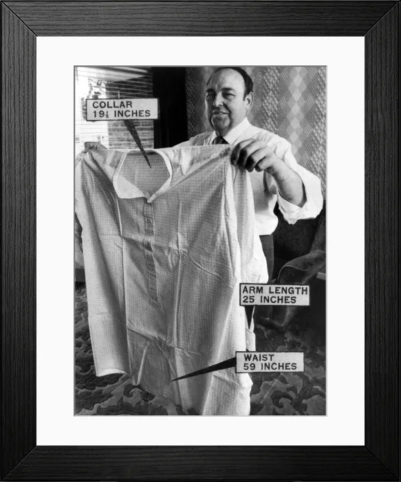Framed Print : The new slimline Rowland with his old-style shirt. August 1974 P007905