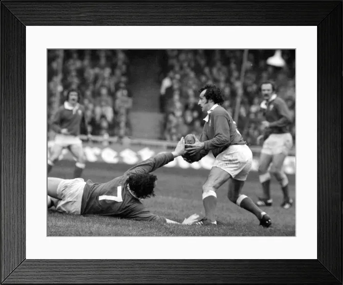 Framed Print : Five Nations Rugby. Wales 14 v England 9, at the National Stadium, Cardiff