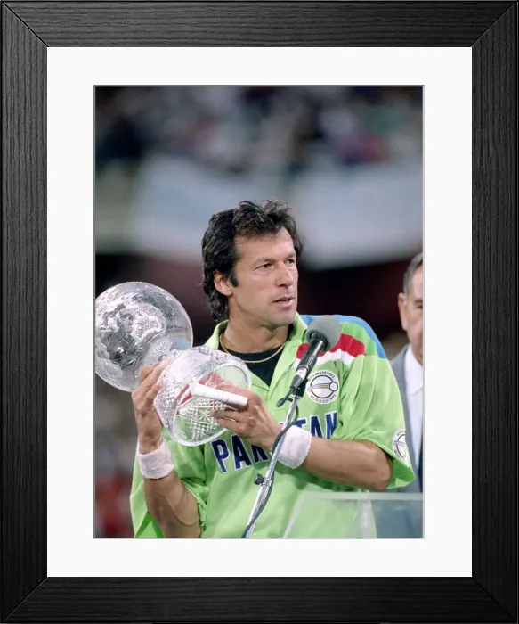 Framed Print : Cricket World Cup 1992 - Australia: Final: England v. Pakistan at Melbourne