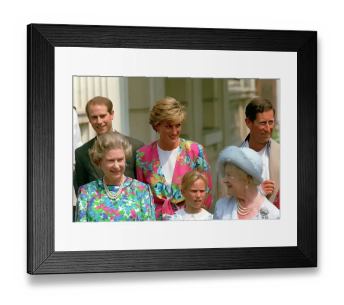 Framed Print : Queen Mothers Birthday On her 90th Birthday outside Clarence House with Framed Print : Queen Mothers Birthday On her 90th Birthday outside Clarence House with