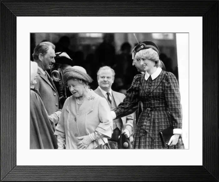 Framed Print : Princess Diana helps the Queen Mother at the annual Braemar Highland Games near Balmoral Framed Print : Princess Diana helps the Queen Mother at the annual Braemar Highland Games near Balmoral