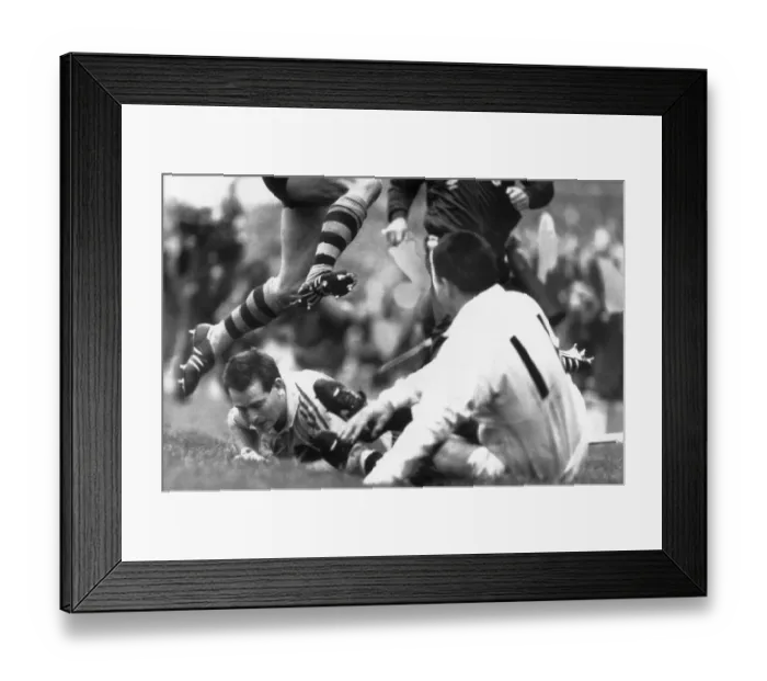 Framed Print : Australian Rugby player David Campese in action. 4th December 1988 Framed Print : Australian Rugby player David Campese in action. 4th December 1988