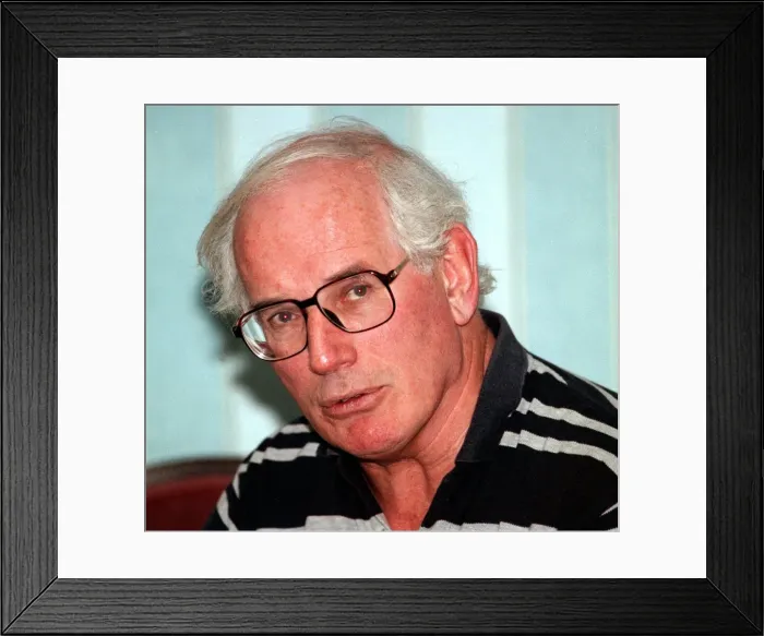 Framed Print : Jack Rowell England Rugby manager at Petersham Hotel 13th March 1996 Framed Print : Jack Rowell England Rugby manager at Petersham Hotel 13th March 1996