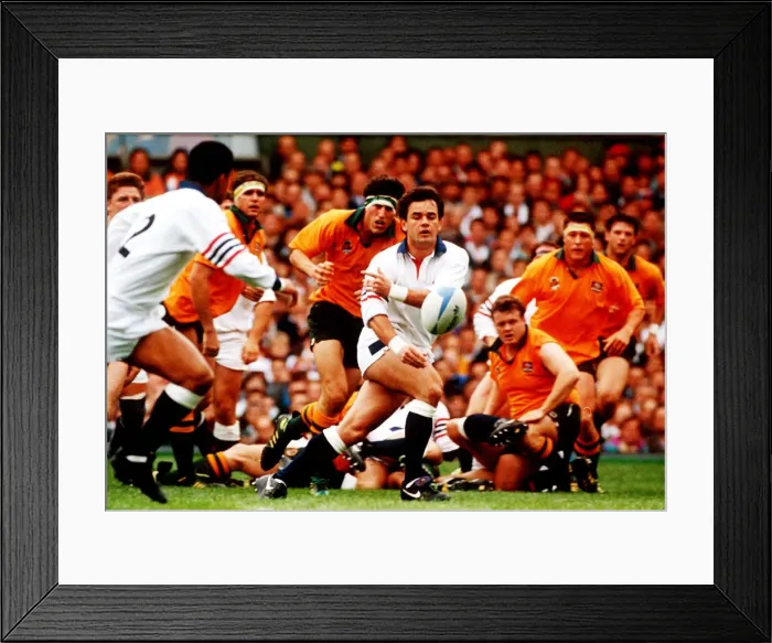 Framed Print : Englands Will Carling playing against Austraila in the World Cup 1991 Framed Print : Englands Will Carling playing against Austraila in the World Cup 1991