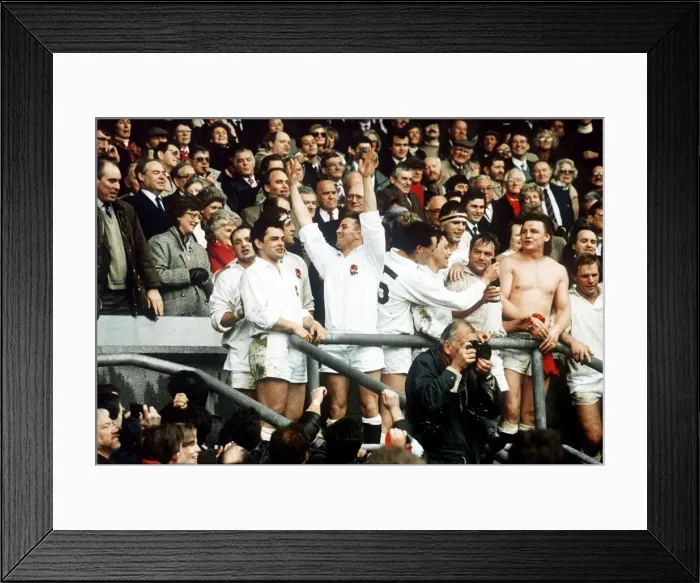 Framed Print : England v. Wales 1992. England captain Will Carling (left