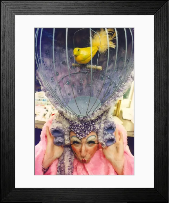 Framed Print : Wigmaker and hairdresser Keith Wigham dressing up a a dame for the Peaple